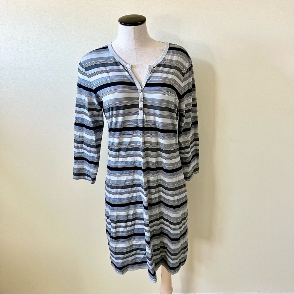 J McLaughlin Gray Stripe 3/4 sleeve Lynn Henley  Dress Medium